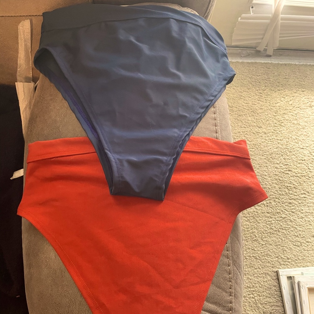 High cut swim bottoms